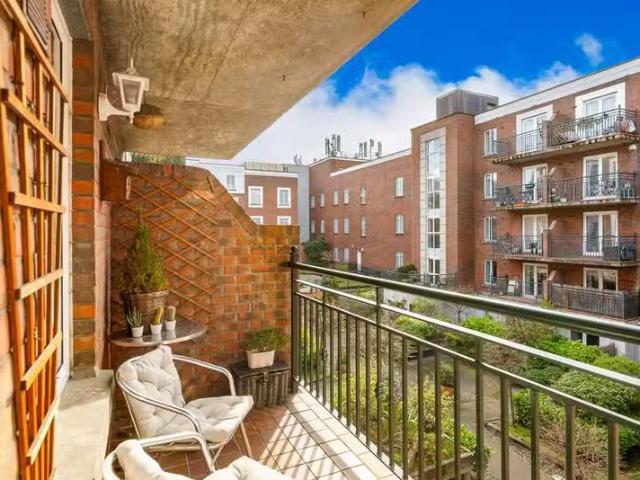 Apt 43, Block 1B, Rathmines Town Centre, Rathmines, Dublin 6.