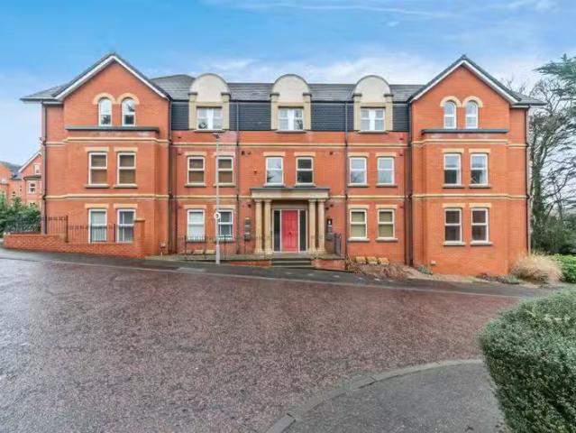 Apt 4, 50 Fortwilliam Demesne