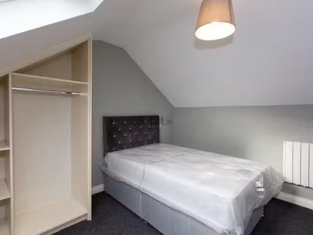 Apt 4, 23 Nottingham Street, North Strand, Dublin 3 is for rent