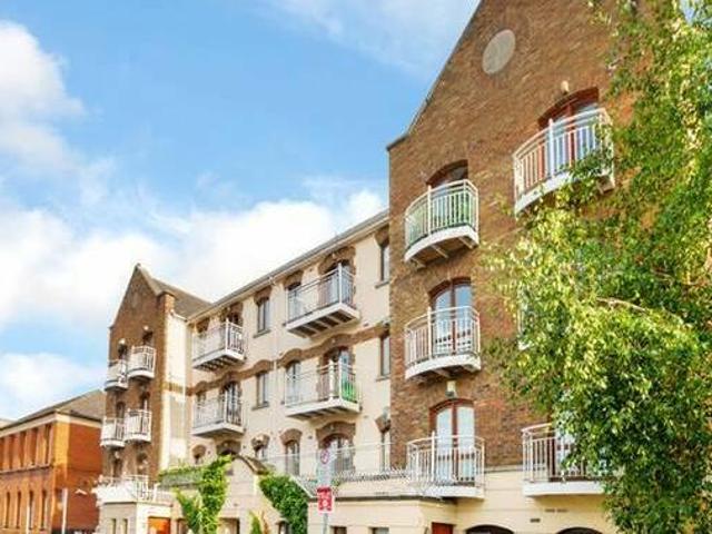 Apt 63 The Weavers Meath Place Dublin 8 Dublin 8
