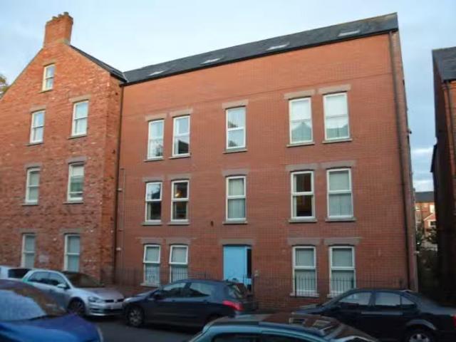 Apt 6 2a Eglantine Gardens