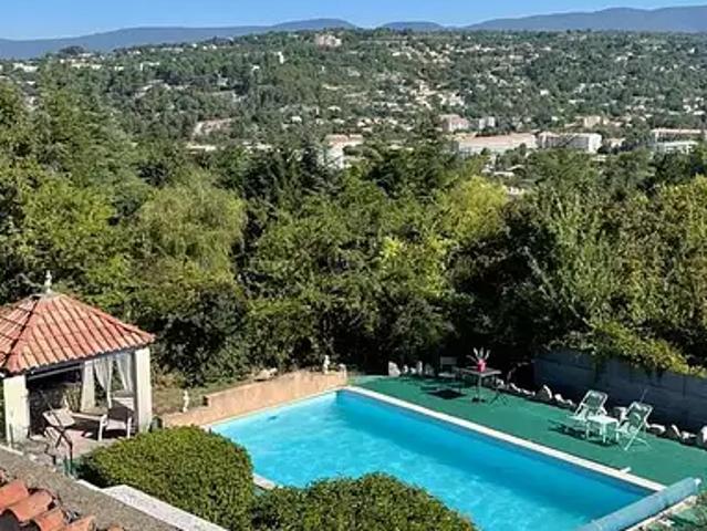Apt 84400 Achat / Vente maison 7 pièces t7