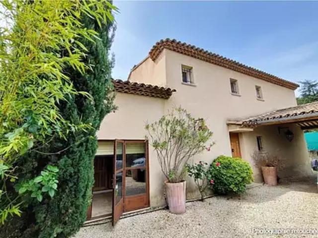 Apt 84400 Achat / Vente maison 8 pièces t8 parking