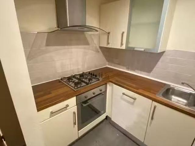 Apt 87, Block 3, Parklands, D09 Y297, Dublin 9 is for rent