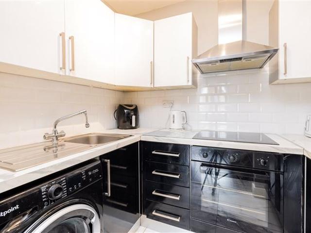 Apt 9, Castlemill, Hamlet Lane, Balbriggan, County Dublin DNG Wall Tuckey 4931 MyHome. Ie Residential