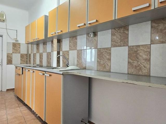 Apt. in vila, 120 mp, ideal birouri, Mosilor Foisorul de foc