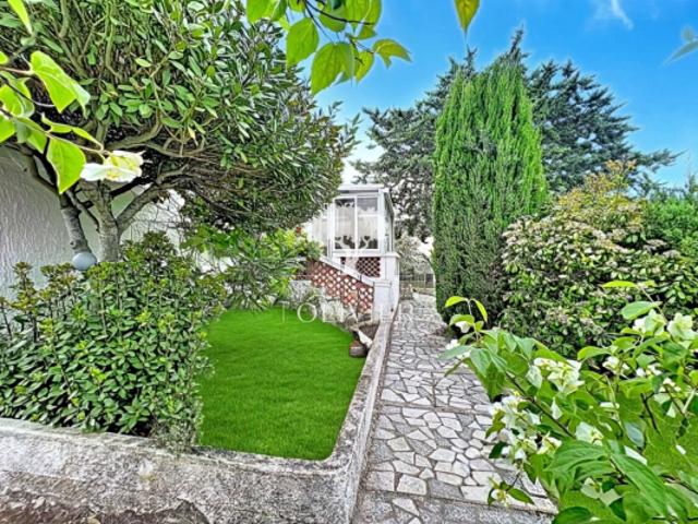 APT Luberon Maison de Plain Pied 4 chambres ? Fort Potentie