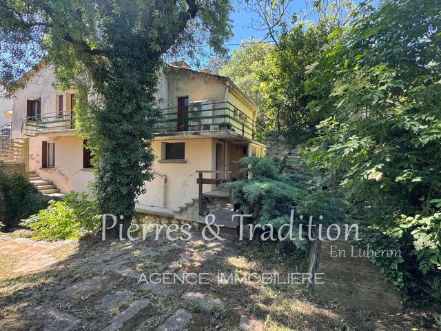 Apt, maison avec jardin à deux pas du centre ville 98m² Apt