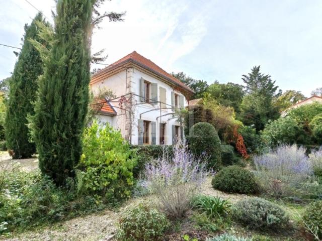 APT, maison à vendre, 6 pièces, 140 m²