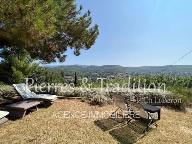 Apt, maison de plain pied avec vue sur le Luberon