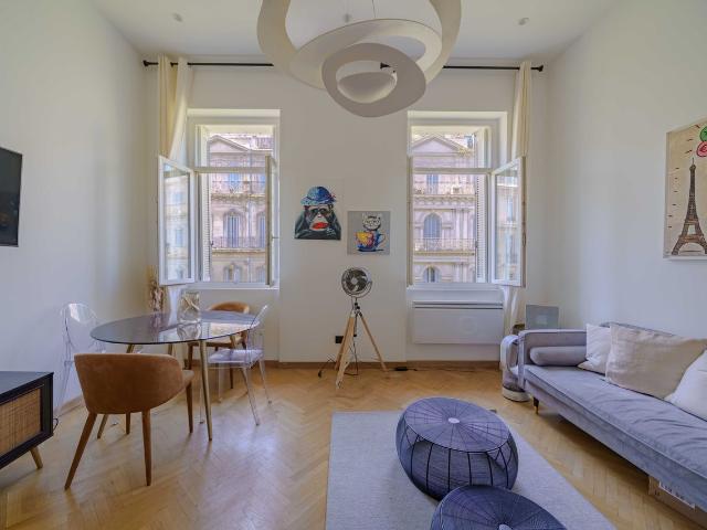 Apt Mezzanine 2BDR/4P Notre Dame/Vieux Port, Marseille Amsterdam Apartments for Rent