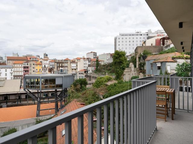 Apt. T1+1 c/ varanda a 190 mt Est.do Metro S. Bento Centro. 80m² Cedofeita, Santo Ildefonso, Sé, Miragaia, São Nicolau e Vitória