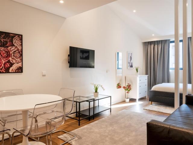 Apt. T2 a 190 mt Est.do Metro S. Bento Centro Histórico Po. 80m² Cedofeita, Santo Ildefonso, Sé, Miragaia, São Nicolau e Vitória