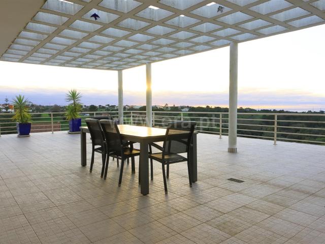 Apt. T3 com Terraço e Piscina, Zambujal Sesimbra 98m² Sesimbra Castelo