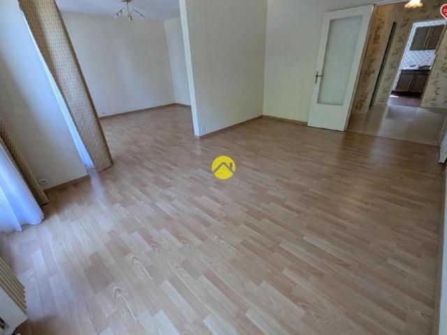 Apt T4. 87m².Garage.Parking.Cave