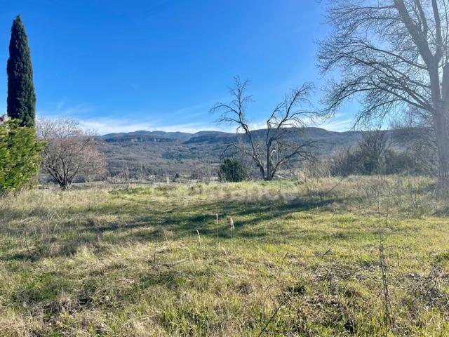 Apt Vente Terrain 84