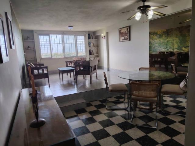 APTO EN RESIDENCIA ADRIANA MATURIN VE02 2551AV YHER