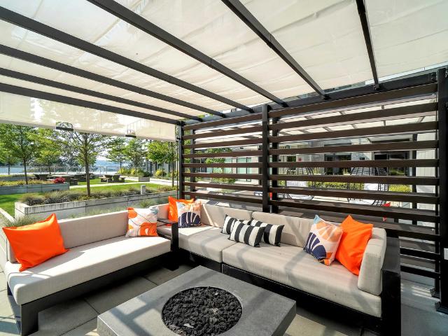 Aqua at Plaza 88 Studio Apartment for Rent at 900 Carnarvon St, New Westminster, BC V3M 0K4 Downtown New Westminster