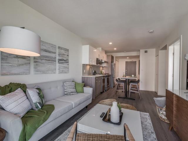 Aqua at Plaza 88 3 Bedroom Apartment for Rent at 900 Carnarvon St, New Westminster, BC V3M 0K4 Downtown New Westminster