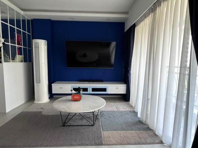 Aquarius By The Park Condominium For Sale, $1,180,000, 2 Bed 2 Bath 893 sqft $1,321.00 psf
