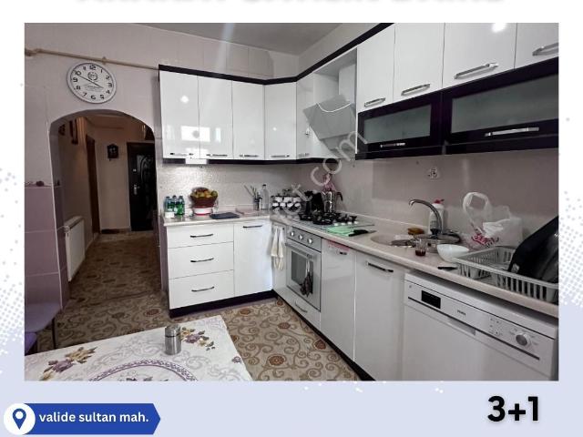 Çarşı Da 3+1 Arakat Satılık Daire