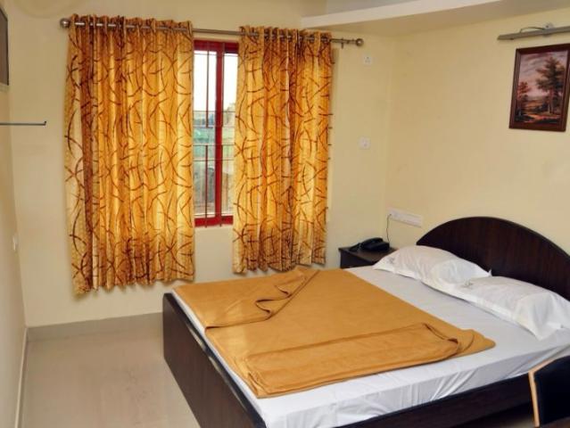 Ar Emarald 3 Bedroom 1700 Sq. Ft. Apartment in Benson Town Bangalore Listing ID: #9889