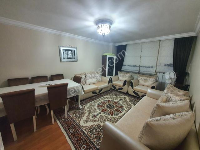 Çarşı İçinde, Eminevim Katılımevim İçin De Uygun, Ara Kat 3+1