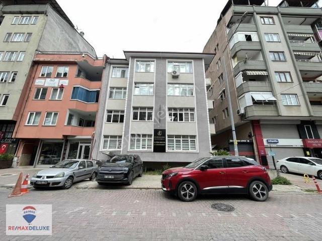 Çarşı İçinde Merkezi Konumda 3+1 Satılık Daire