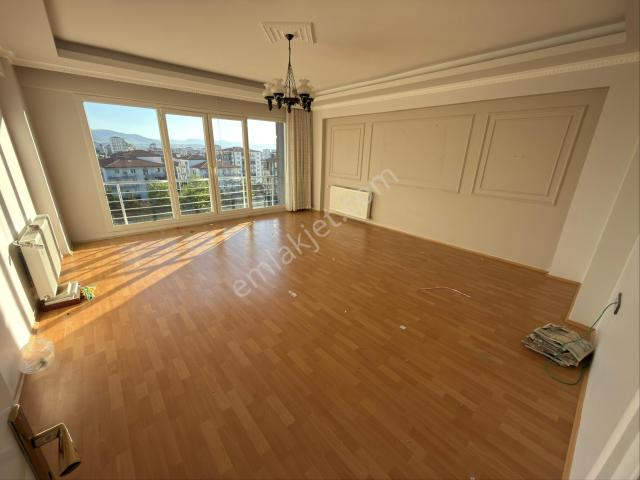 Arıkandan Kuyuönünde Arakat 3+1 Kiralık Daire