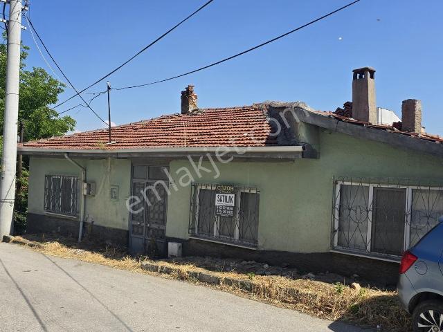 Çarşı Mah Fabrika Cad. Yatırımlık 4 Kat İmar Potansiyelli Ev