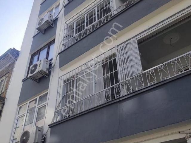 Çarşı Merkez De Satılık 3+1