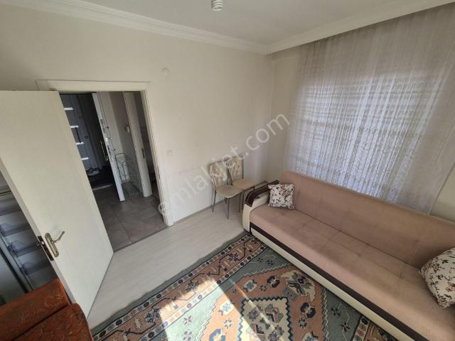 Çarşı Merkez Meydan Avm Yakını Kiralık Ara Kat 1+1 Apart !