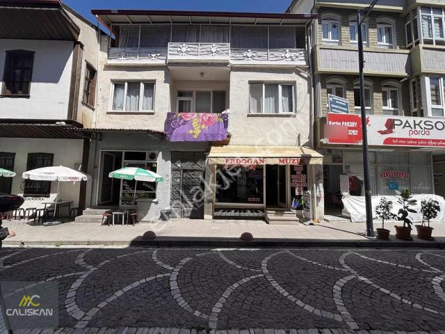 Çarşı Merkez Valilik Yakını Satılık 2+0