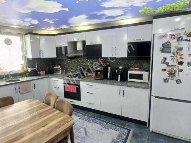 Çarşı Merkezde 6 Yıllık Satılık 3+1 Daire