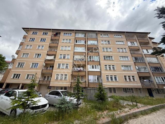 Çarşı Merkezde 3+1 Kiralık Daire İsteyenlere Burcu Emlakta