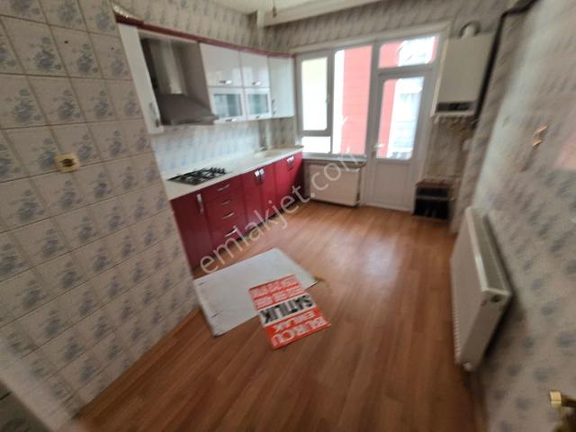 Medrese Mahallesinde Ara Kat 3+1 Satılık Daire*burcu Emlaktan