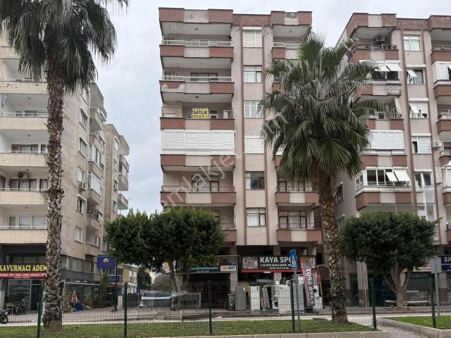 Çarşı Merkezde Geniş Ve Ferah 3+1 Satılık Daire