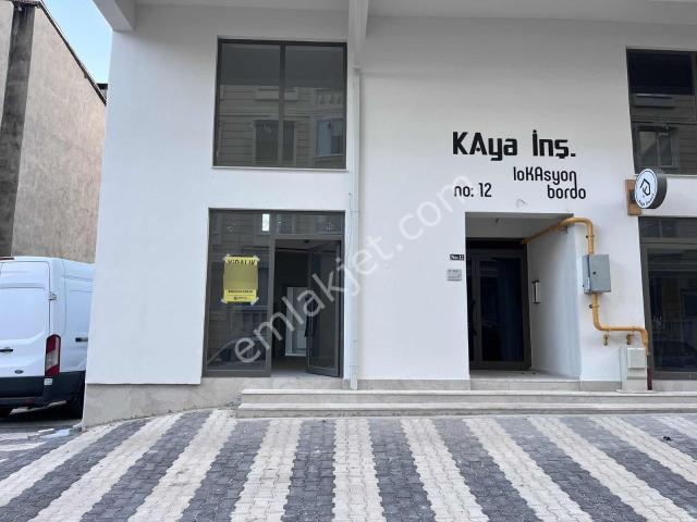 Çarşı Merkezde Kiralık Sıfır Dükkan