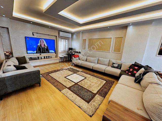 Çarşı Merkezde Satılık Lüks Yapılı 4+1 Dubleks Daire