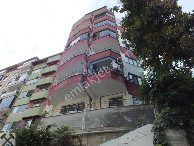 Çarşı Merkezde Satılık 2+1 Daire