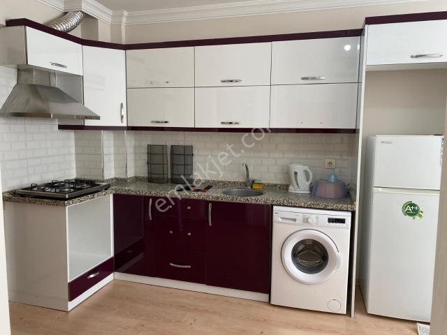 Çarşı Merkezi Temiz Kiralık 1+1 Daire
