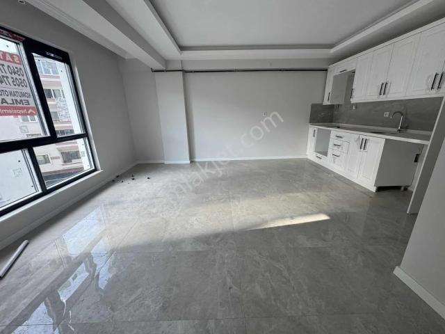 Çarşı Merkezinde Satılık Daire