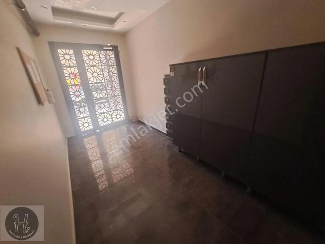 Çarşı Merkezinde 2+1 Satılık Daire