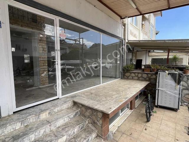 Armutalan Kültür Merkezinde Ana Kavşakta Kiralık Dükkan