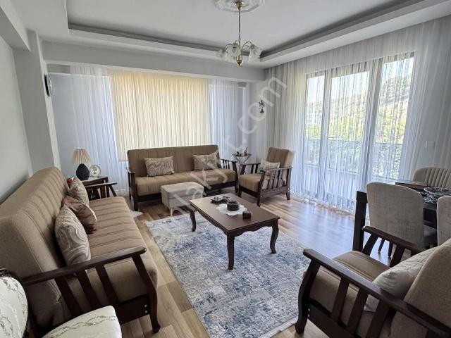 Armutlunun En Prestijli Konumunda Satılık 2+1 Daire