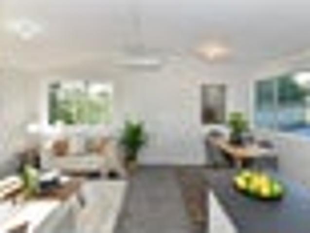 Army Bay, 2 bedrooms, $500 pw
