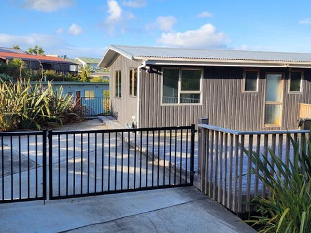 army bay, 2 bedrooms