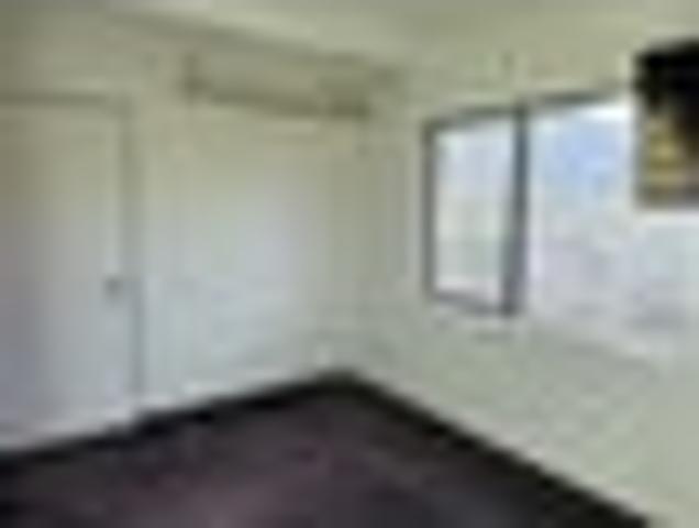 Army Bay, 2 bedrooms, $630 pw