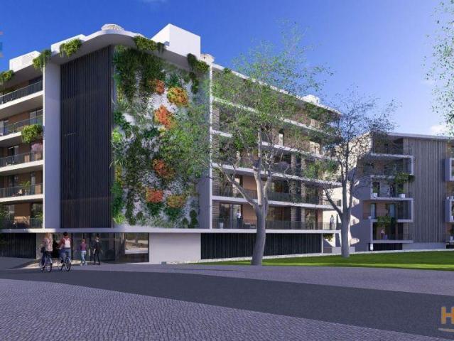 Armação de Pera, T0 Novo com varanda, garagem e piscina na cobertura | 26064063212