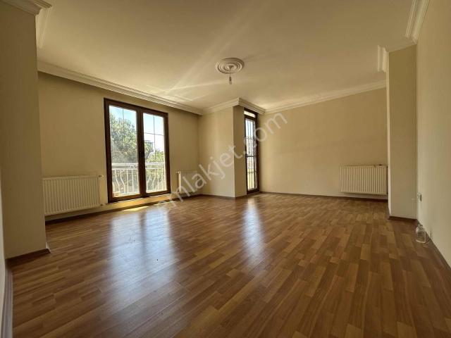 Armağanevler'de Ara Kat 3+1 Kiralık Daire